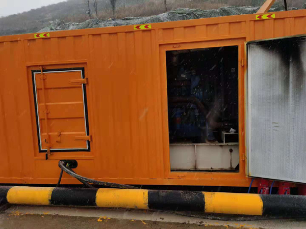 滦平发电机出租 柴油发电机组电压低报警怎么办？