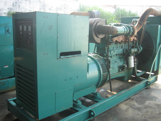 滦平租赁发电机- 发电机碳刷磨损的原因是什么