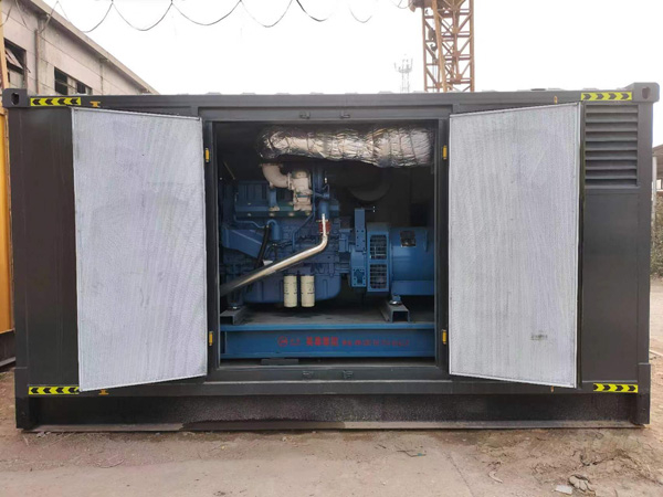 滦平柴油发电机组的电瓶应该如何选择？