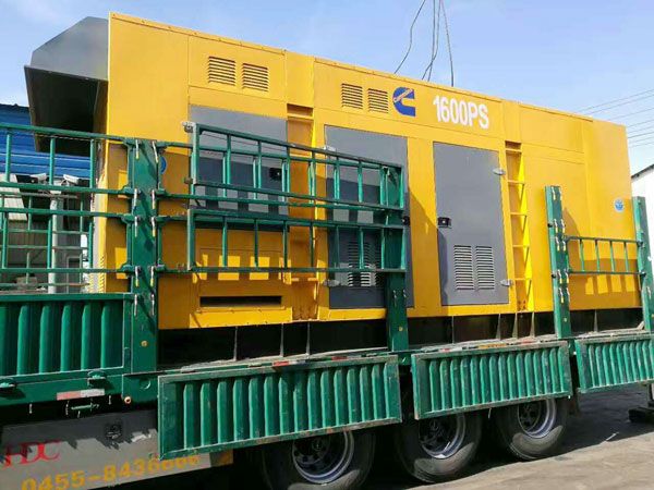 滦平测量水冷式机油散热器密封件尺寸时的注意事项有哪些？